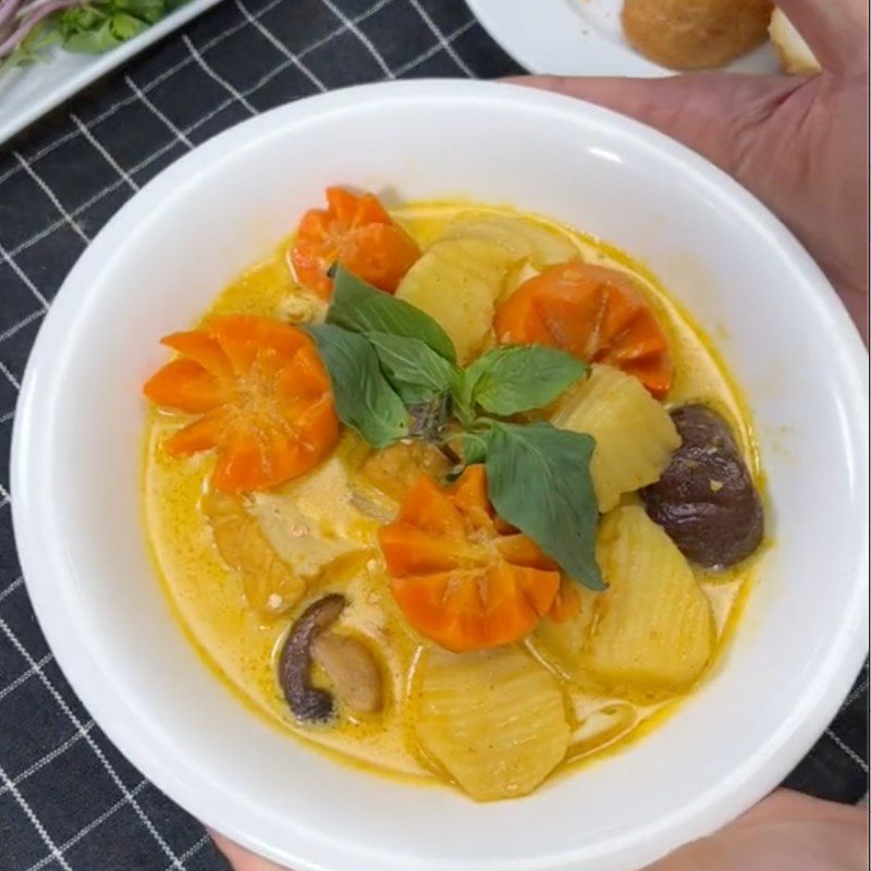 Step 4 Finished product Vegetarian curry (Recipe from the TikTok channel Bếp chay XANH)