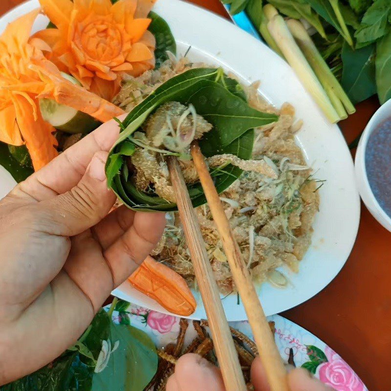 Step 6 Final Product of Fish Salad (Gỏi nhệch)