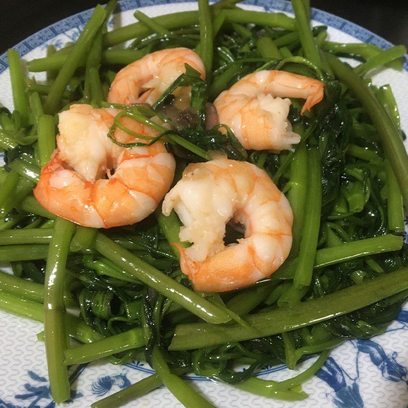 Step 3 Final Product Stir-fried water spinach with fresh shrimp