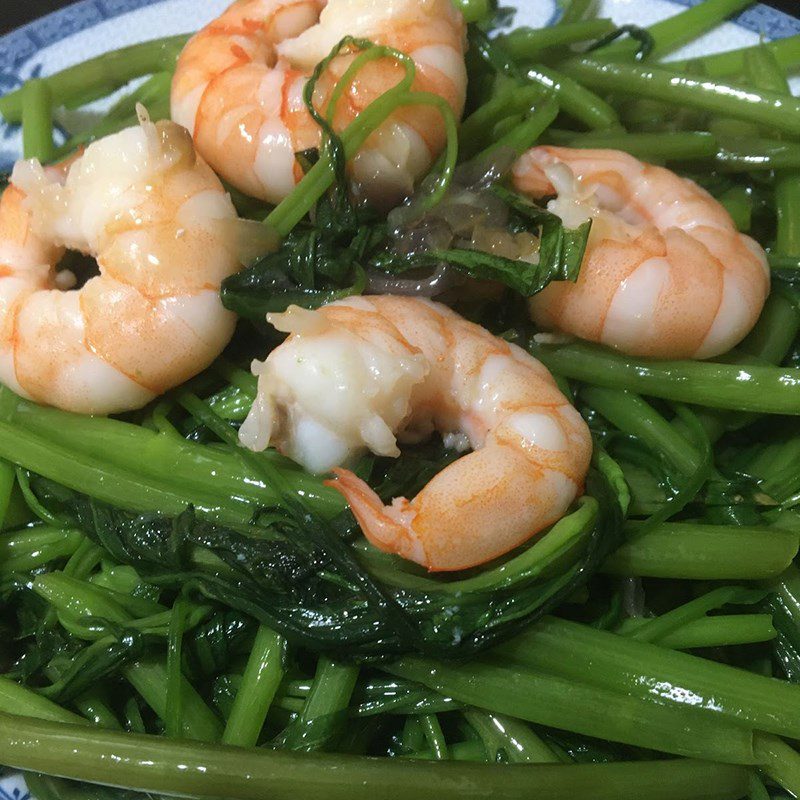 Step 3 Final Product Stir-fried water spinach with fresh shrimp