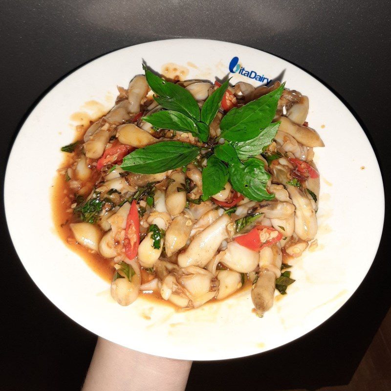 Step 5 Final Product Stir-fried Razor Clams with Satay (recipe shared by a user)