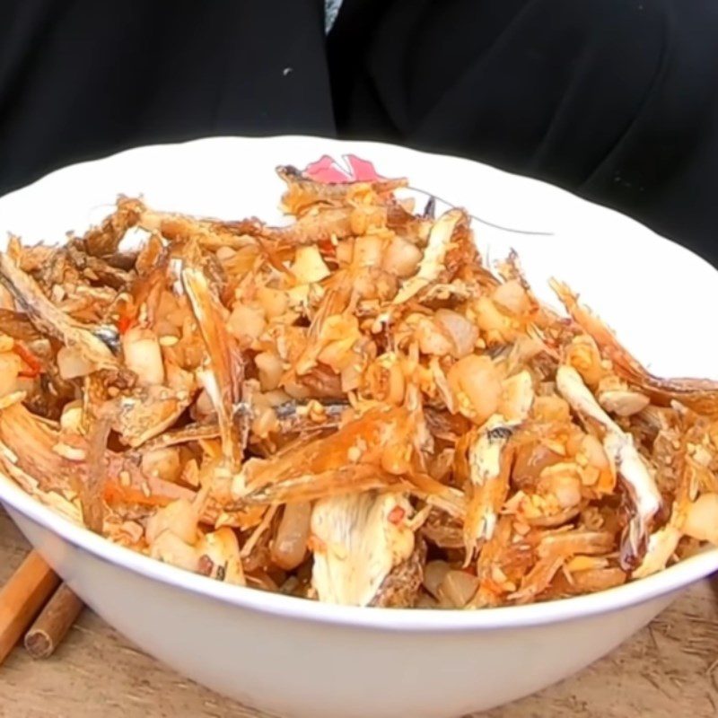 Step 6 Finished product of dried stingray with garlic and chili