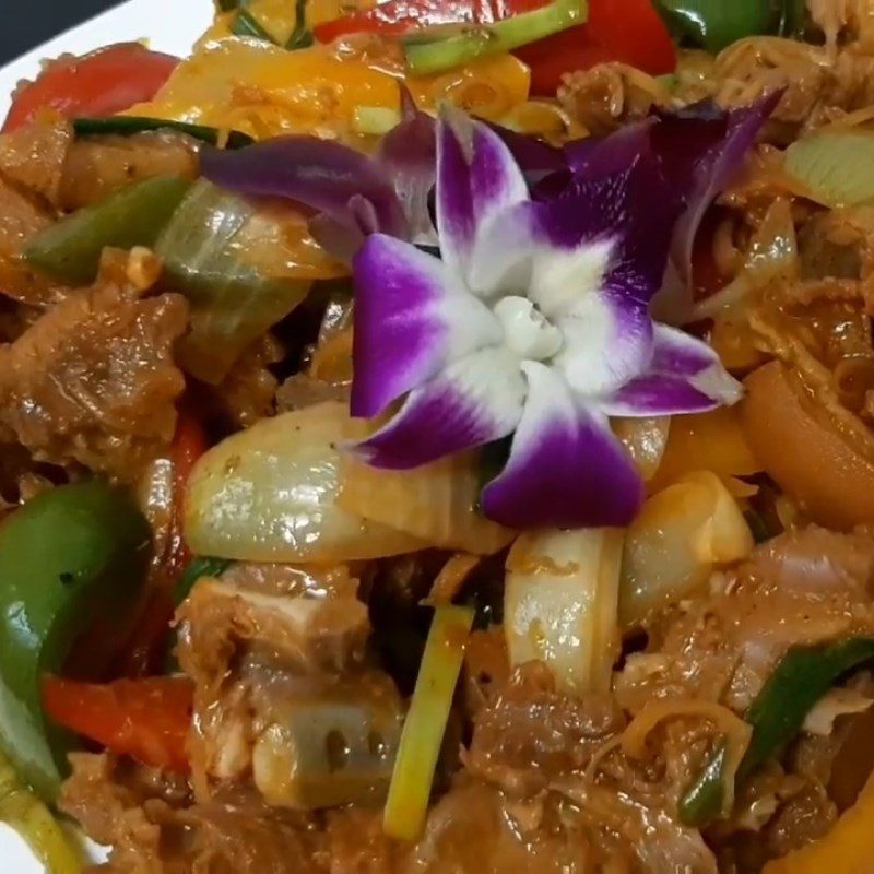 Step 5 Final Product Stir-fried goat ribs with bell peppers