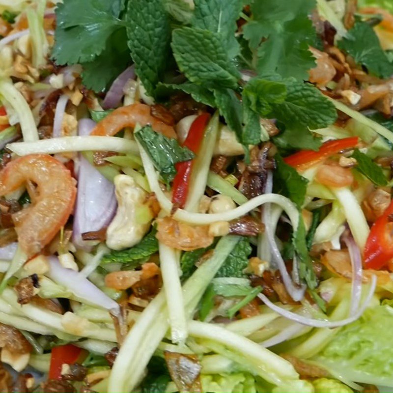 Step 7 Finished product Dried shrimp mango salad