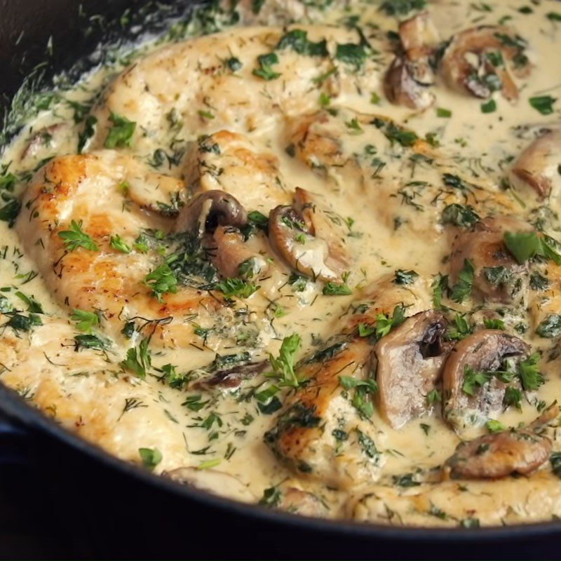 Step 6 Final Product Chicken in mushroom cream sauce