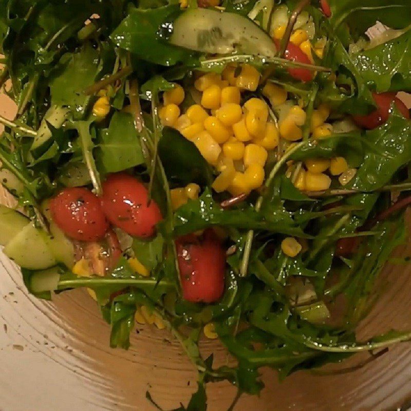 Step 4 Finished product Dandelion salad