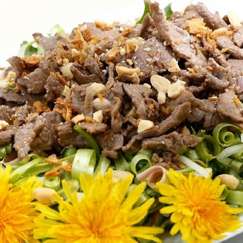 Step 6 Final product Dandelion salad with beef