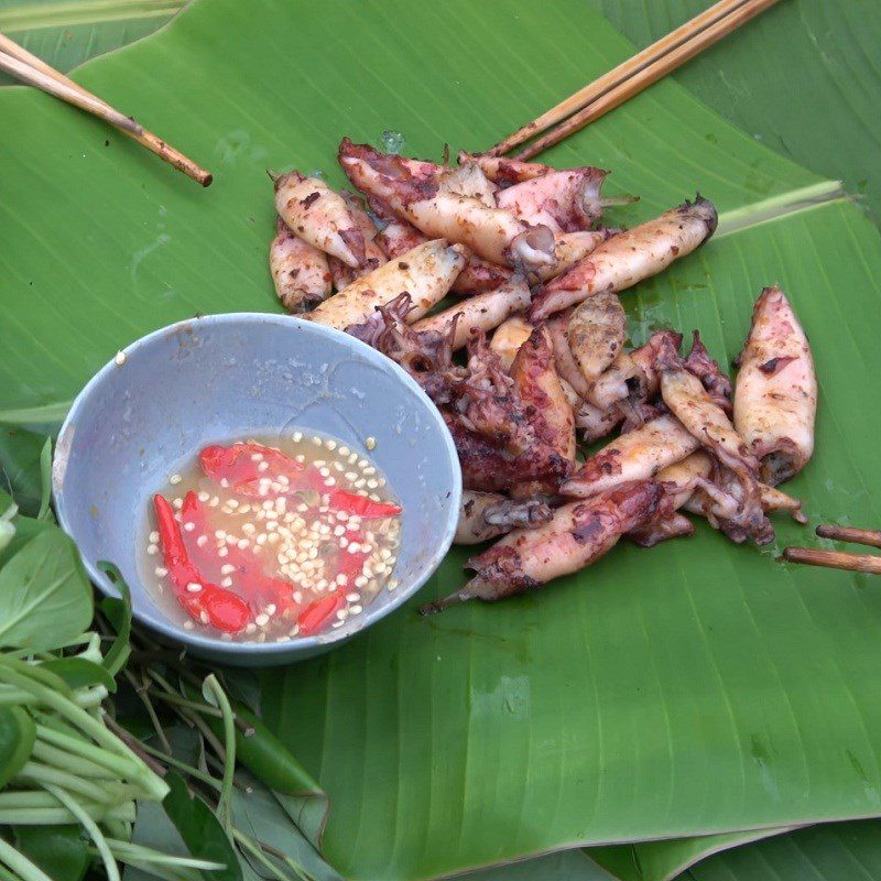 Step 4 Final Product Grilled Squid Eggs with Salt and Chili