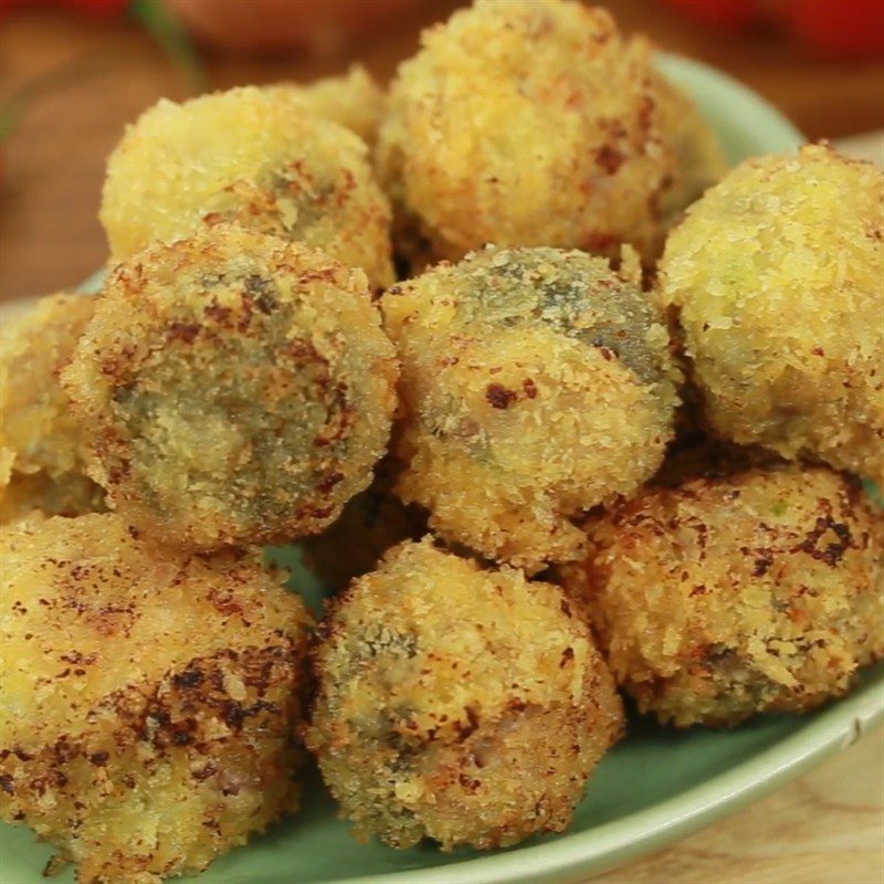 Step 5 Finished Product Stuffed minced meat fried crispy Shiitake mushrooms