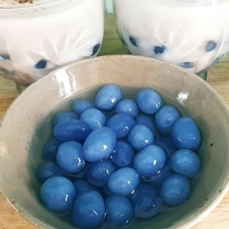 Step 5 Finished product Butterfly pea tapioca pearls made from tapioca flour