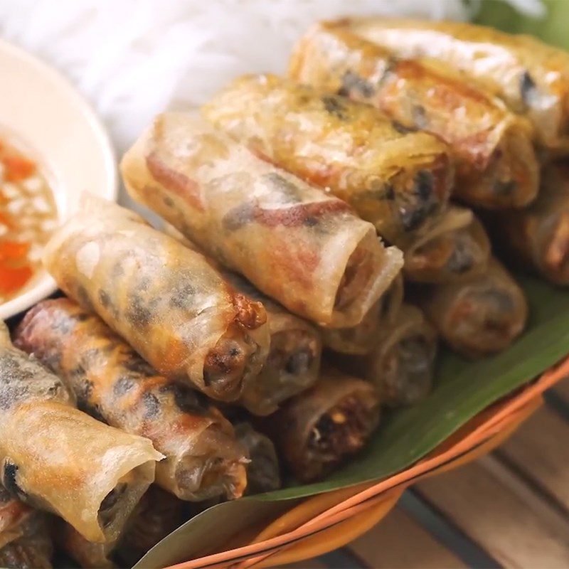 Step 5 Finished product Sweet potato spring rolls