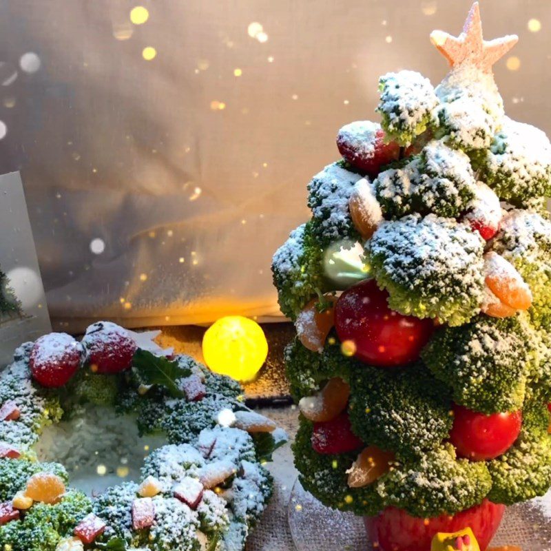 Step 4 Final Product Arranging fruits and vegetables into the shape of a Christmas tree