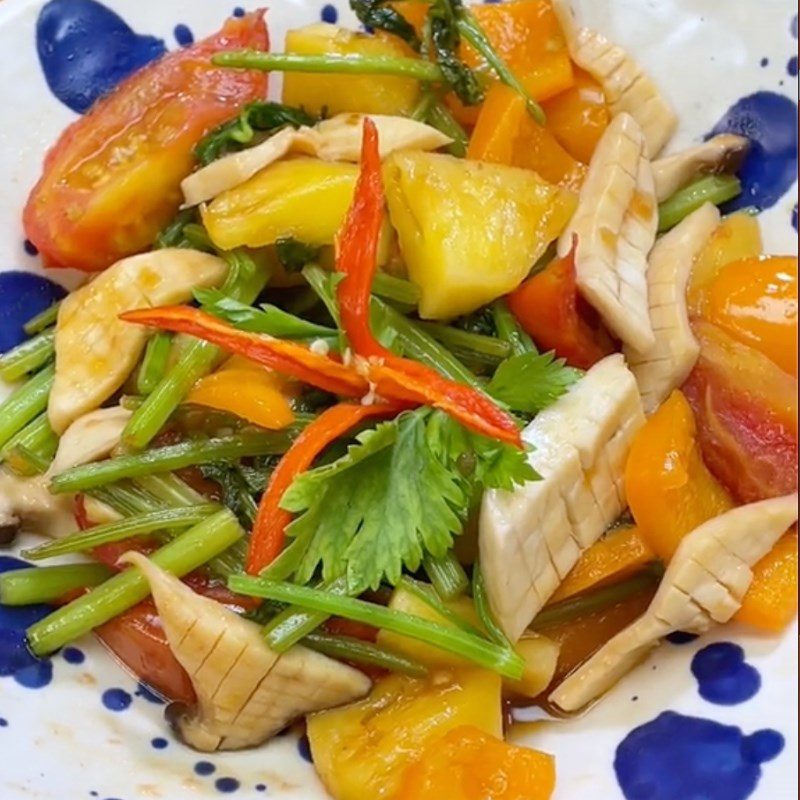 Step 4 Final Product Sweet and sour stir-fried chicken thigh mushrooms