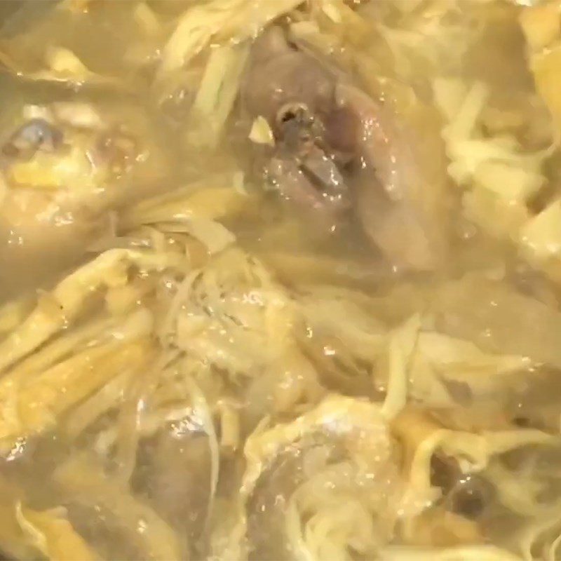 Step 3 Cook the chicken with dried bamboo shoots Chicken with Dried Bamboo Shoots