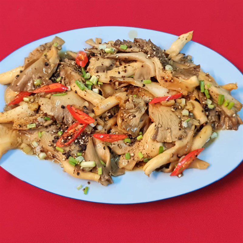 Step 4 Final product Braised oyster mushrooms with pepper