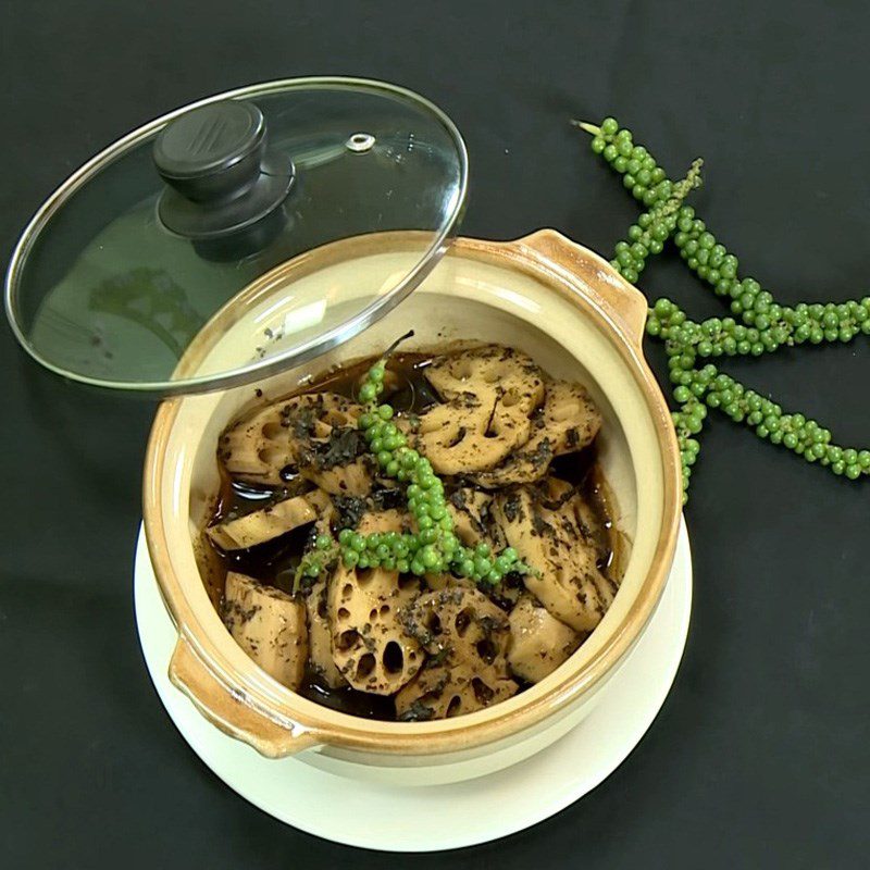 Step 4 Final Product Braised lotus root with pepper