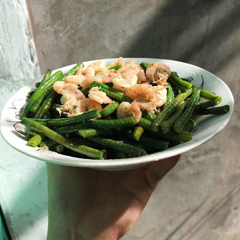 Step 4 Finished Product Stir-fried Green Beans with Shrimp