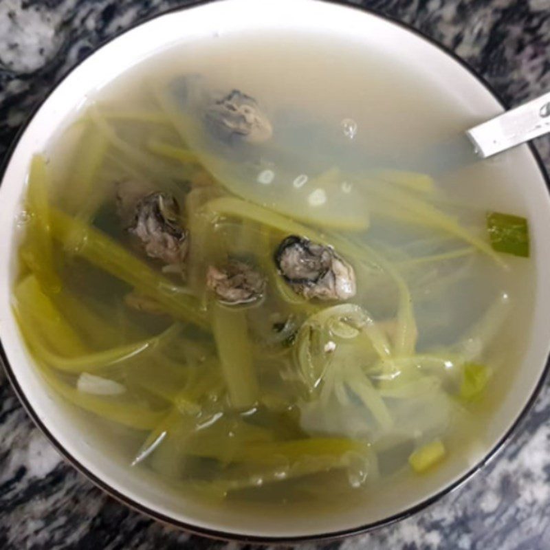 Step 4 Final product Oyster soup cooked with gourd