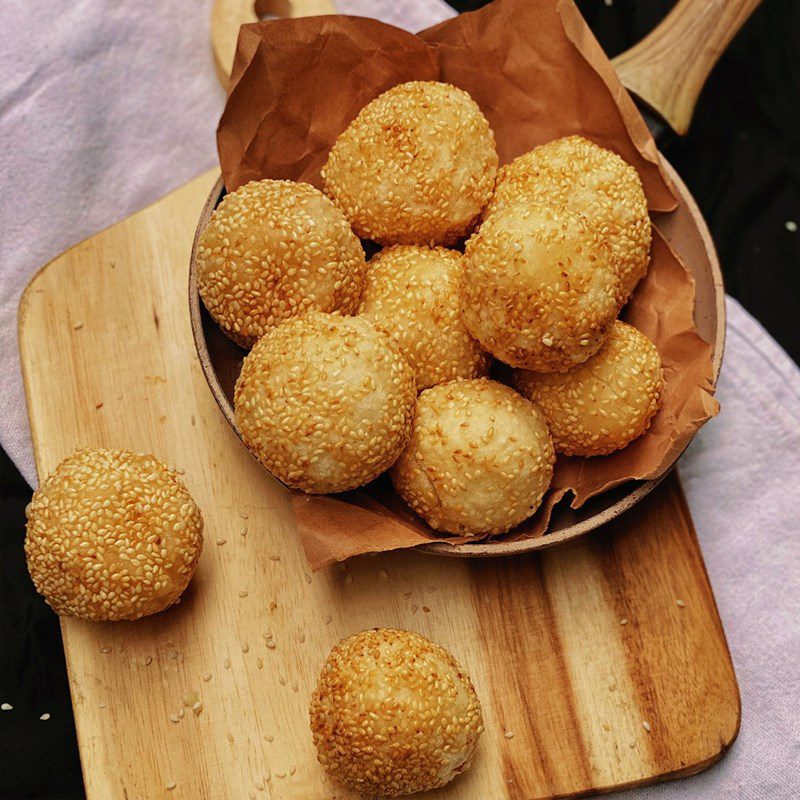 Step 5 Final product Sweet potato cakes - deep-fried cakes with mung bean filling