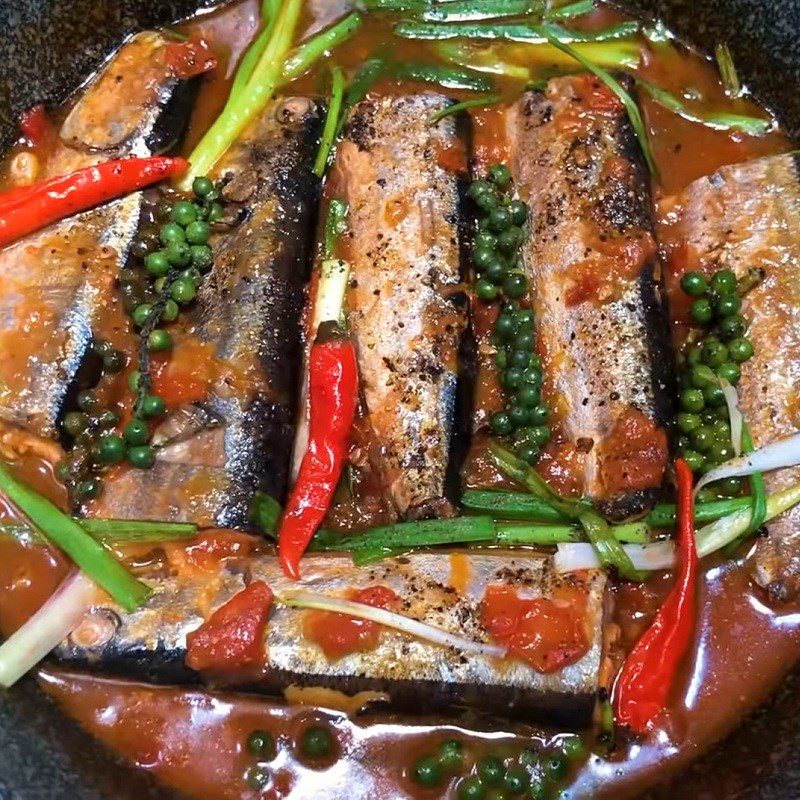 Step 5 Final Product Japanese mackerel stewed with tomatoes