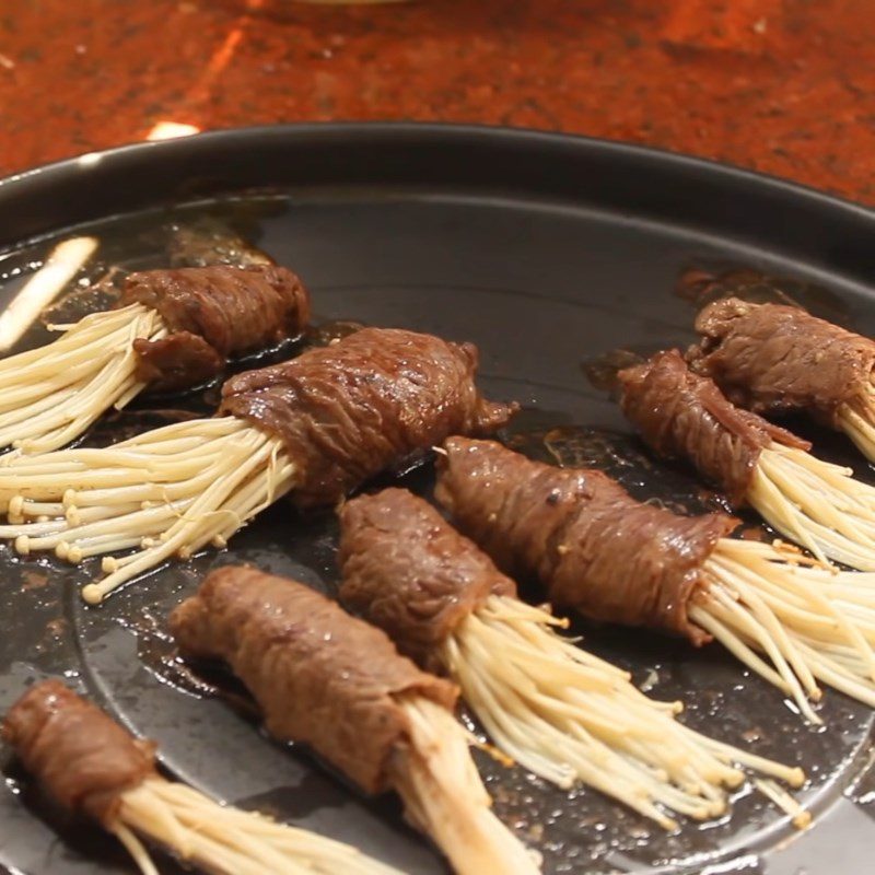 Step 5 Finished Product Grilled Beef Rolled with Enoki Mushrooms