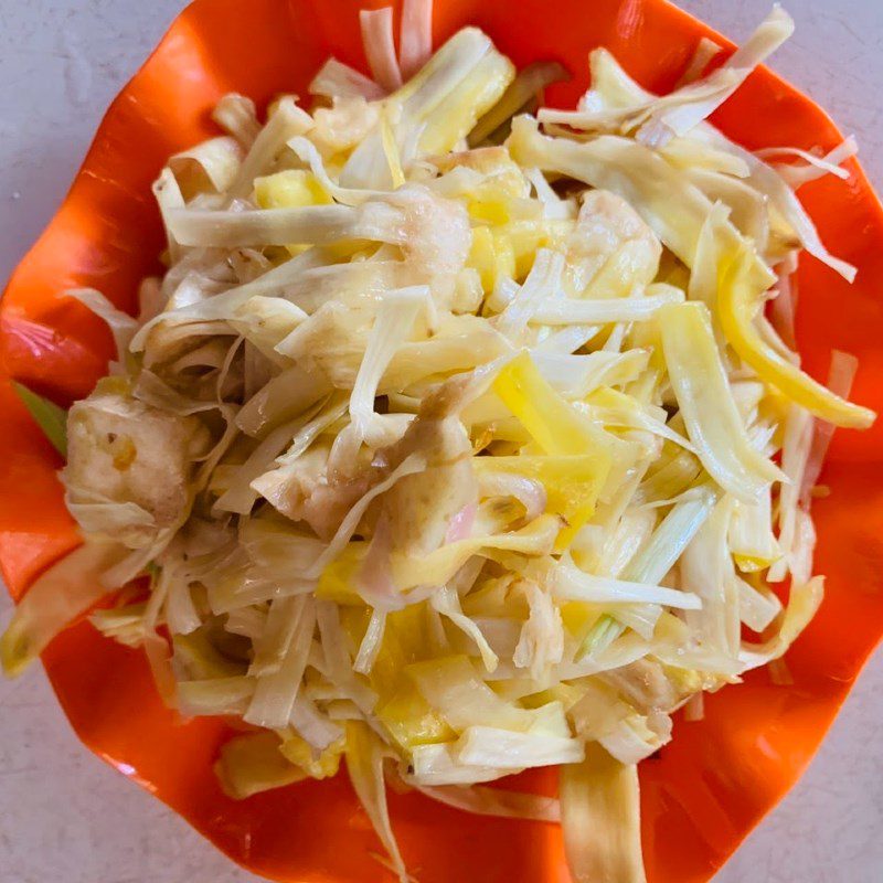 Step 3 Final product Stir-fried jackfruit fibers with lemongrass and chili