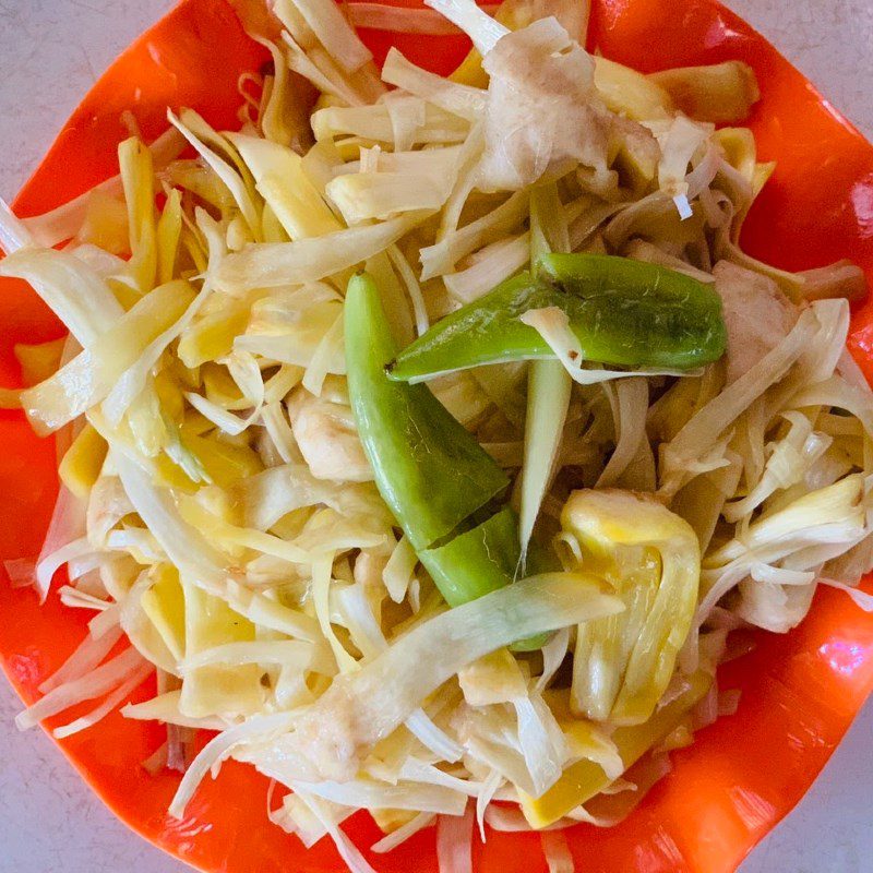 Step 3 Final product Stir-fried jackfruit fibers with lemongrass and chili