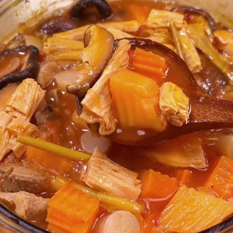 Step 4 Final product Vegetarian beef stew with shiitake mushrooms