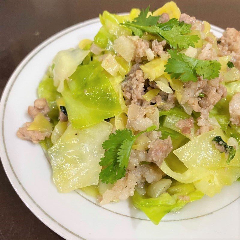 Step 4 Final Product Stir-fried cabbage with minced meat