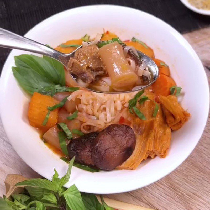 Step 4 Final product Vegetarian beef stew with shiitake mushrooms