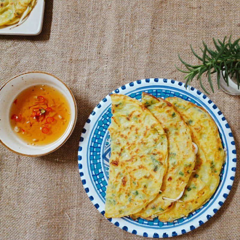 Step 4 Final Product Bánh xèo using non-stick pan