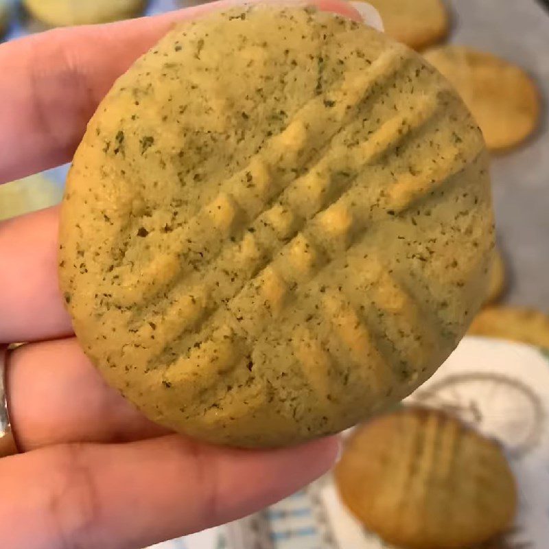 Step 4 Final Product Mint Butter Cookies