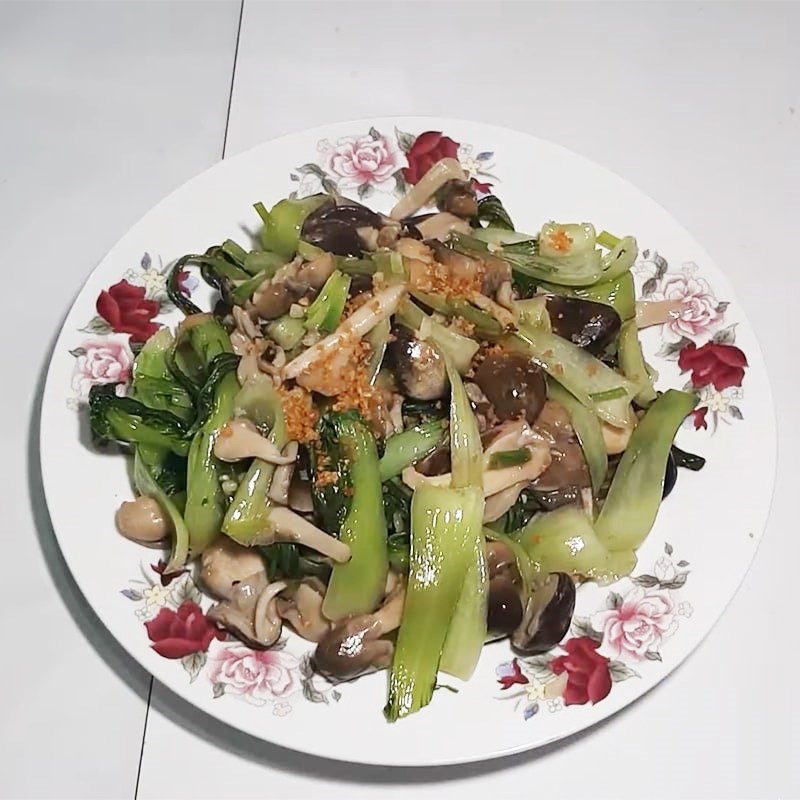 Step 3 Finished Product Stir-fried bok choy with straw mushrooms