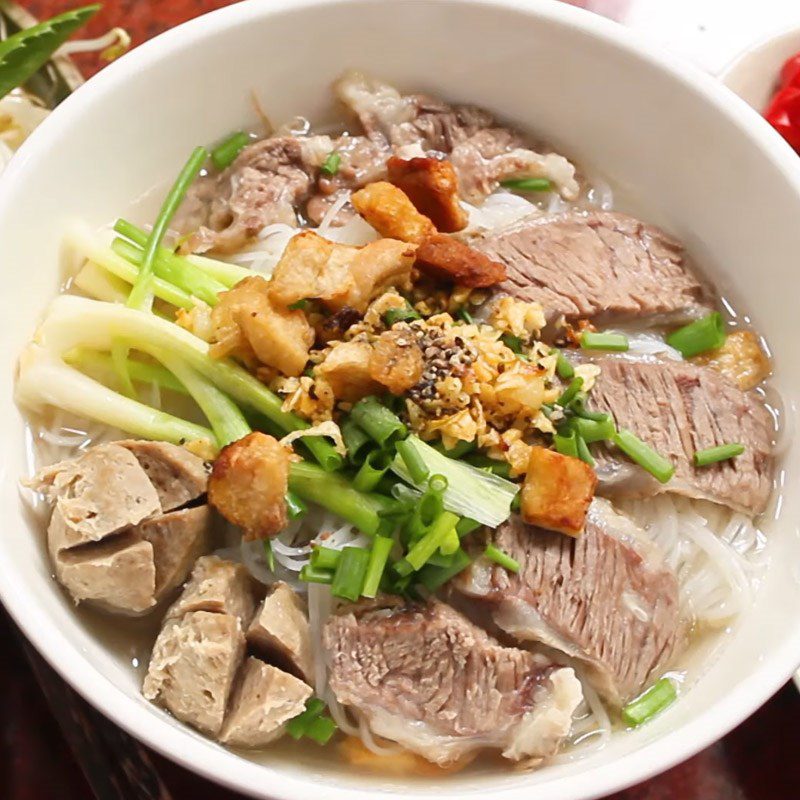 Step 7 Final product Beef noodle soup with beef balls