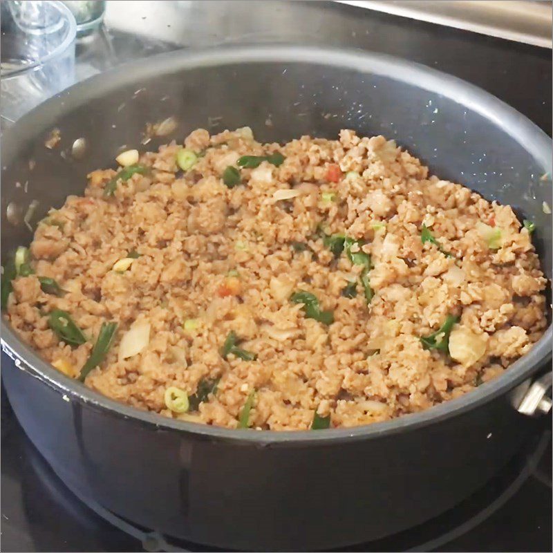 Step 3 Final Product Stir-fried Turkey with Lemongrass and Bell Peppers