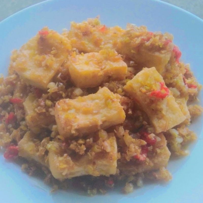 Step 4 Final Product Fried Tofu with Lemongrass and Chili (Recipe shared by users)