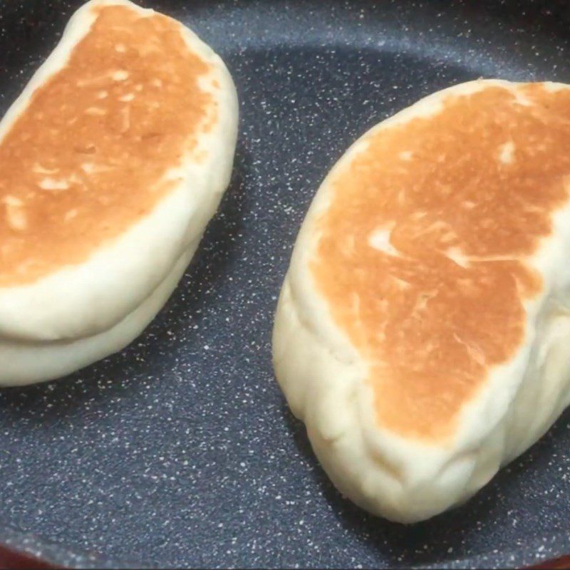 Step 5 Baking the Cade Bread with Duck Eggs