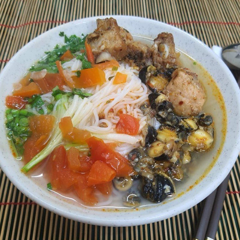 Step 7 Final Product Snail noodle soup with tender ribs