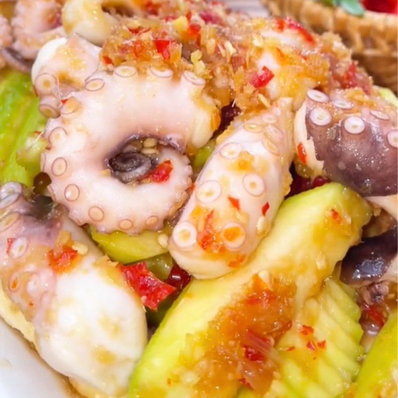 Step 4 The final product Thai octopus green mango salad (Recipe shared from Tiktok Cooking with TasteVN)