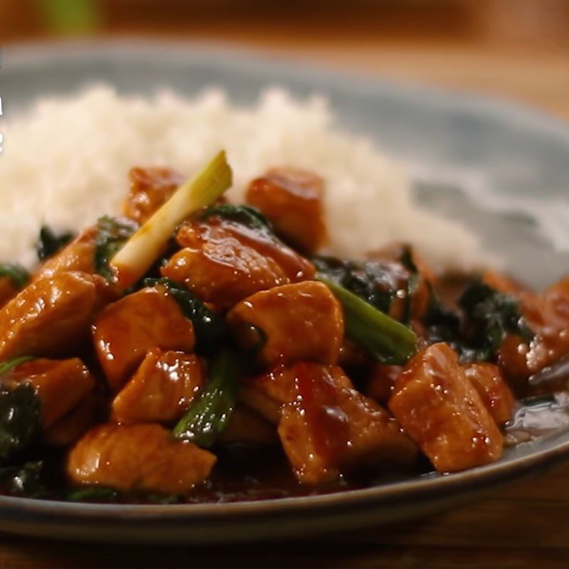 Step 4 Final product Spicy Thai basil chicken