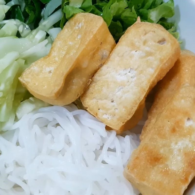 Step 5 Finished product Soy sauce noodles with tofu