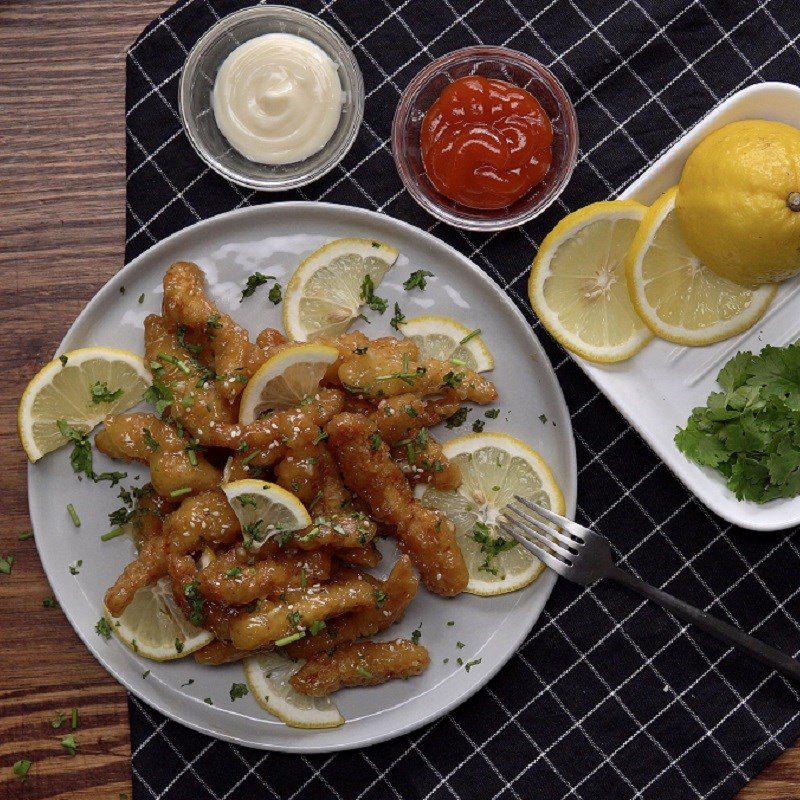 Step 5 Final product crispy chicken with fresh lemon sauce