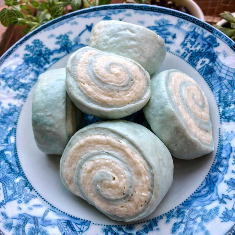 Step 4 Final product Butterfly pea flower buns without filling