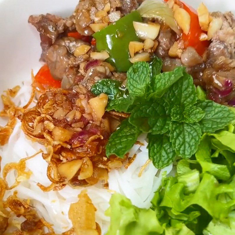 Step 4 Final Product Mixed Pho (Recipe shared from TikTok Cooking with TasteVN)