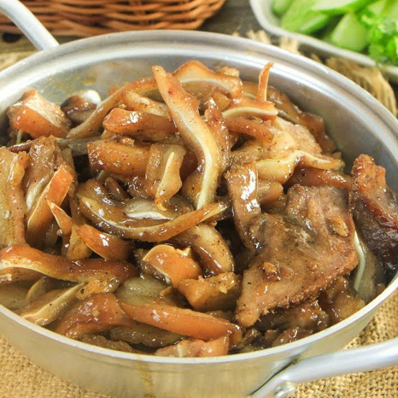 Step 7 Final Product of Braised Pork Ears with Coconut Water