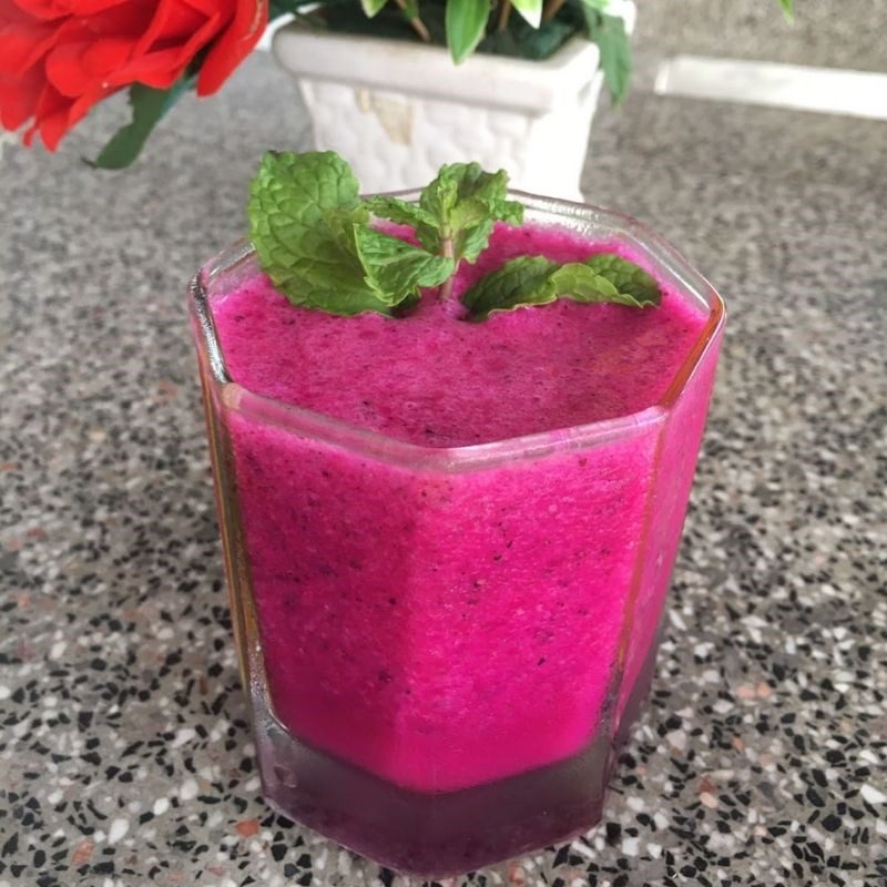 Step 3 Final Product Dragon Fruit Smoothie with Condensed Milk