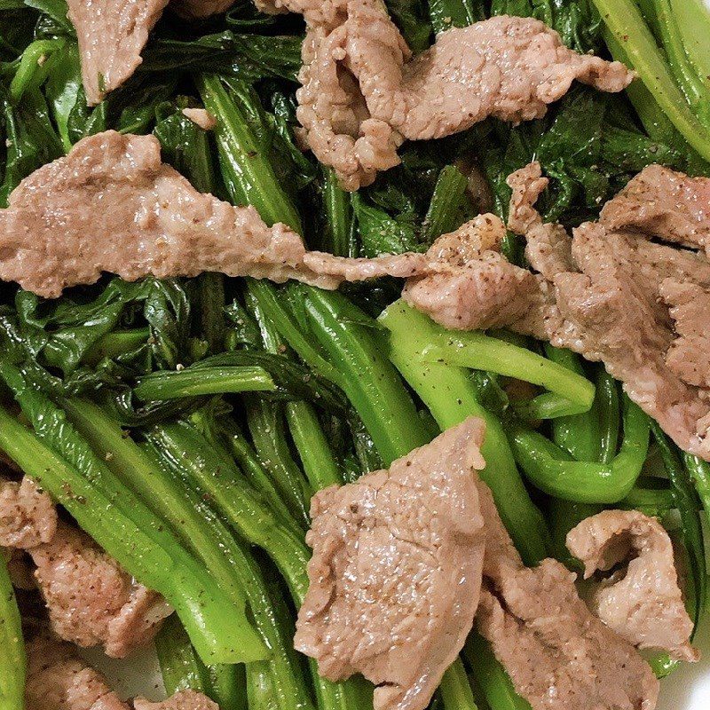 Step 3 Final Product Stir-fried choy sum with beef