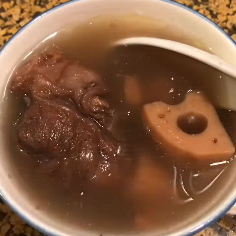 Step 4 Final product Lotus root soup stewed with beef bones