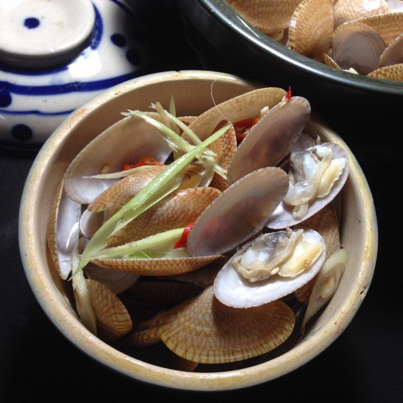 Step 3 Final product Steamed razor clams (recipe shared by users)