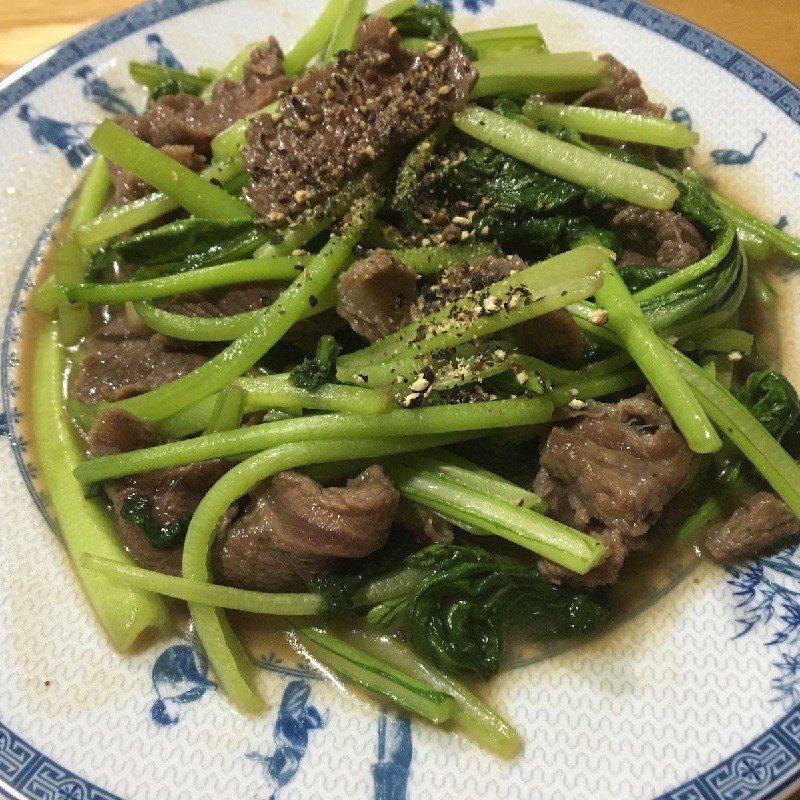 Step 3 Final product Stir-fried sweet mustard greens with beef